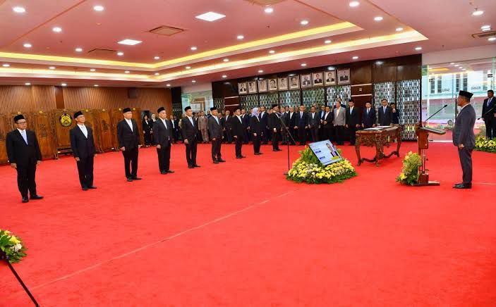 Menteri ESDM Lantik Ketua dan Anggota Komite BPH Migas Periode2025-2029